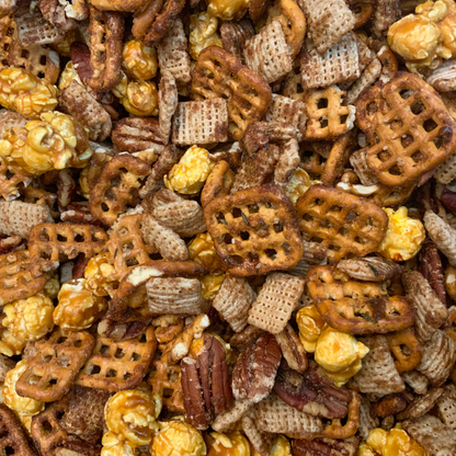 Sweet & Salty Nutty Snack Mix – Crunchy, Caramelized, Totally Addictive